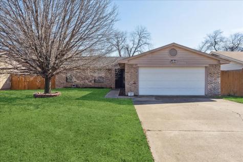 2305 May Lane Grand Prairie TX 75050