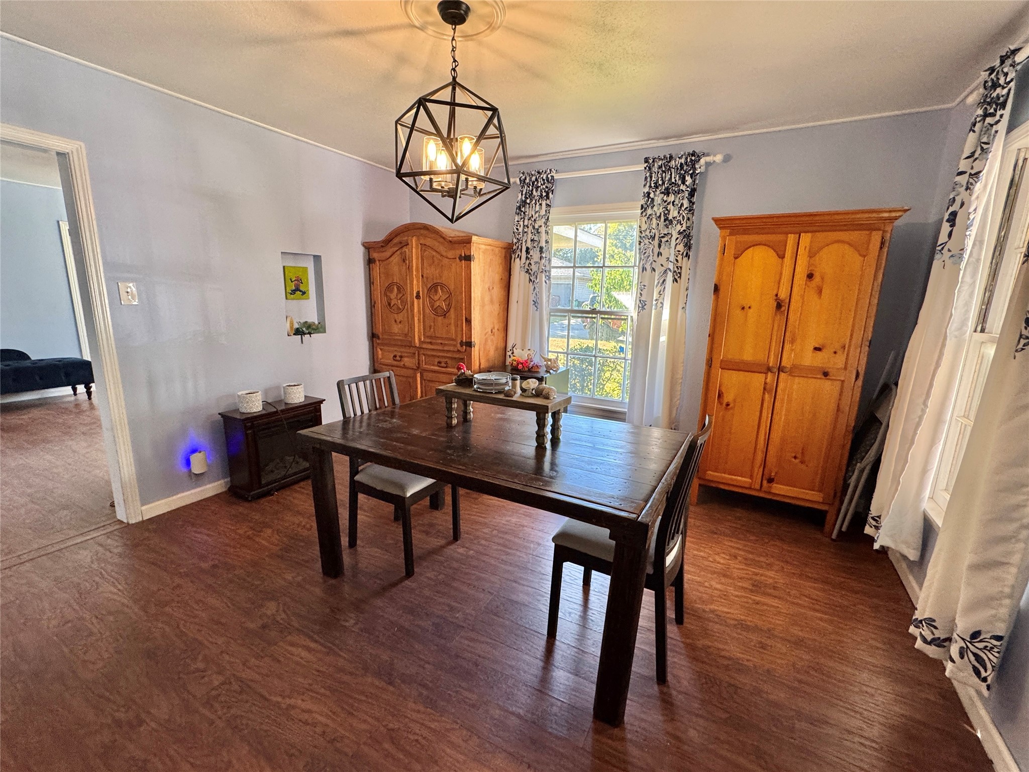 724 S Rusk Street Gainesville TX 76240