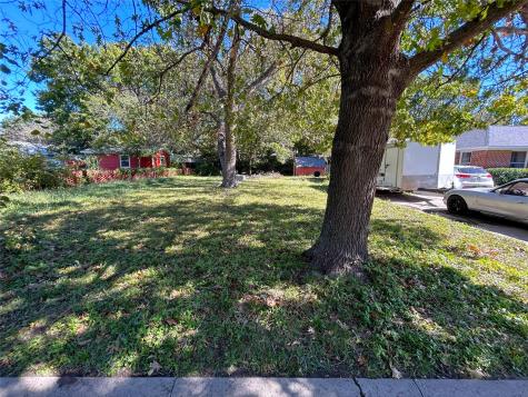 724 S Rusk Street Gainesville TX 76240