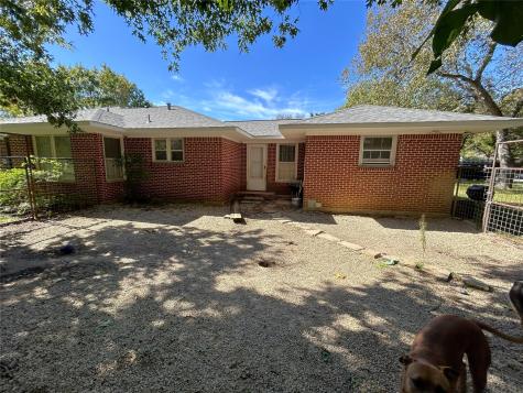 724 S Rusk Street Gainesville TX 76240