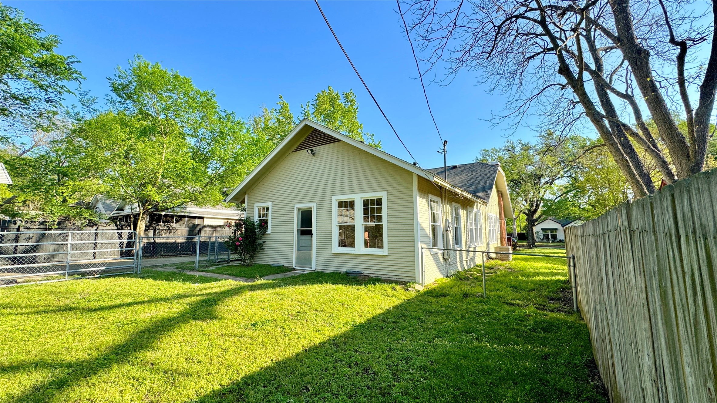 205 Elm Drive Terrell TX 75160