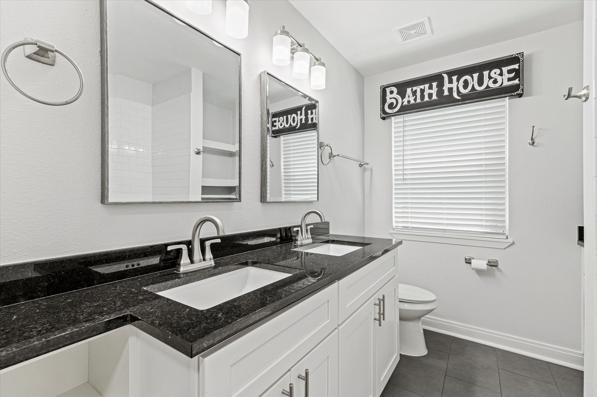 311 W Scott Street Sherman TX 75092