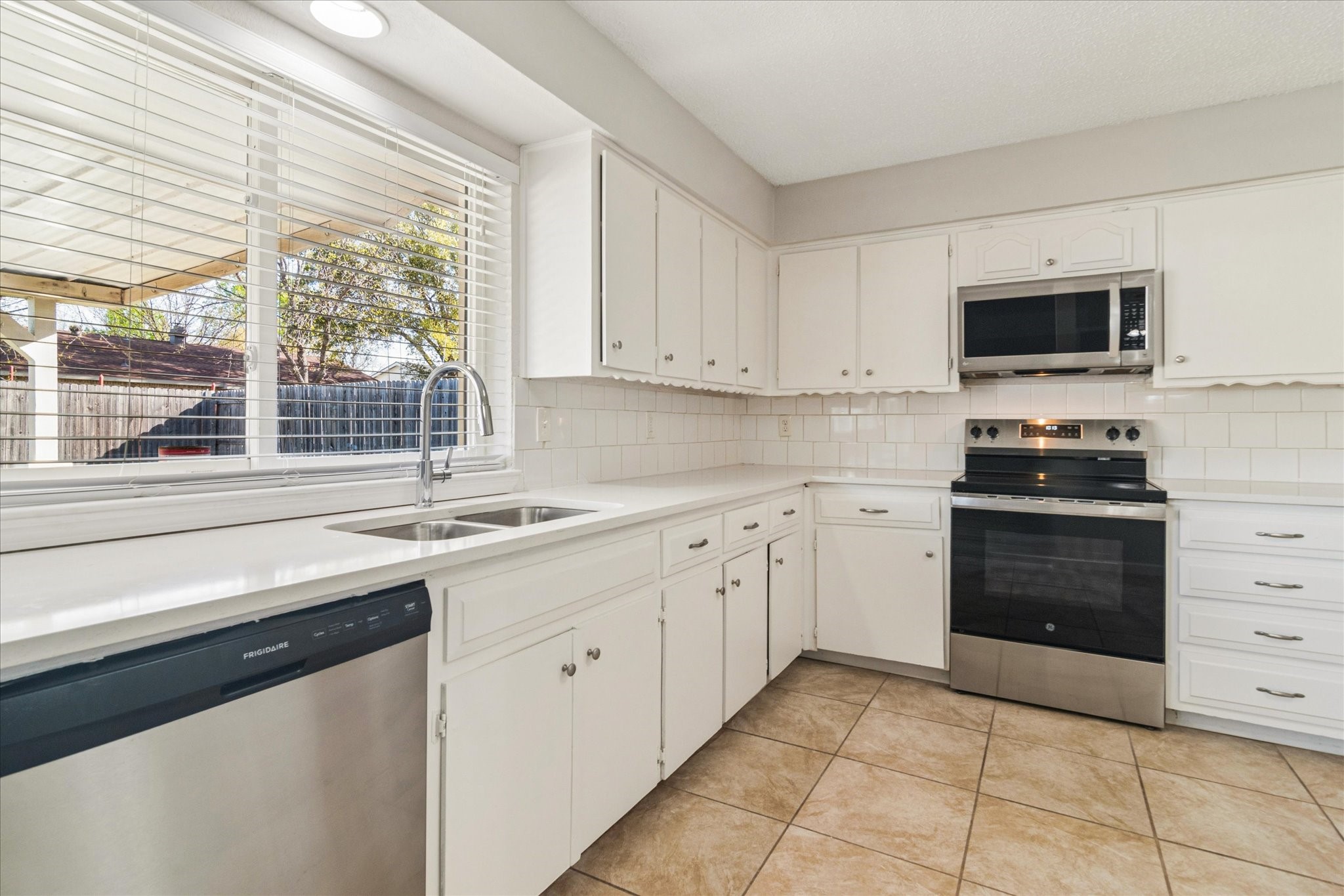 219 Running Brook Lane Mesquite TX 75149