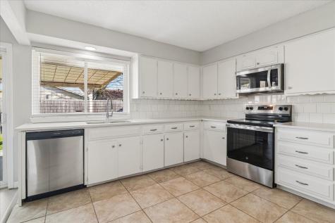 219 Running Brook Lane Mesquite TX 75149