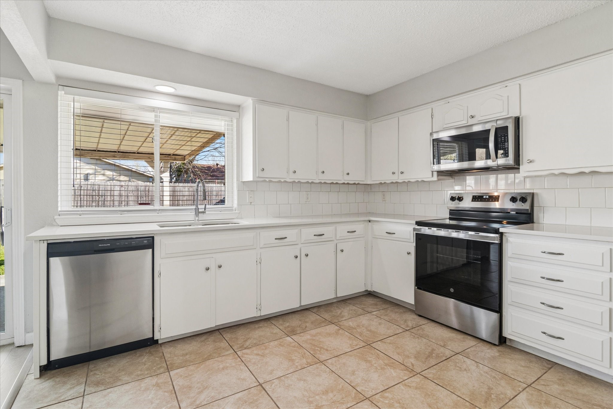 219 Running Brook Lane Mesquite TX 75149