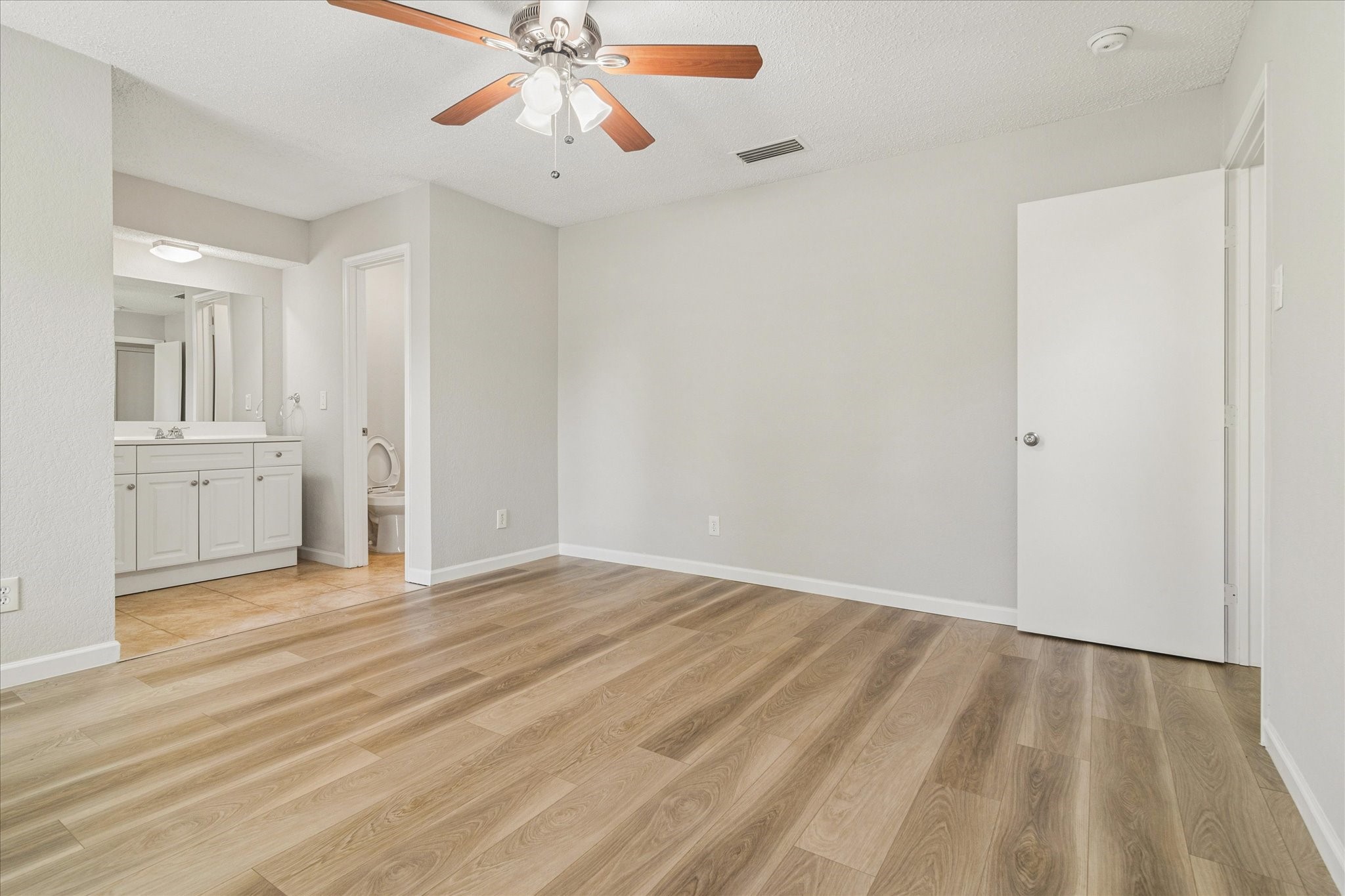219 Running Brook Lane Mesquite TX 75149
