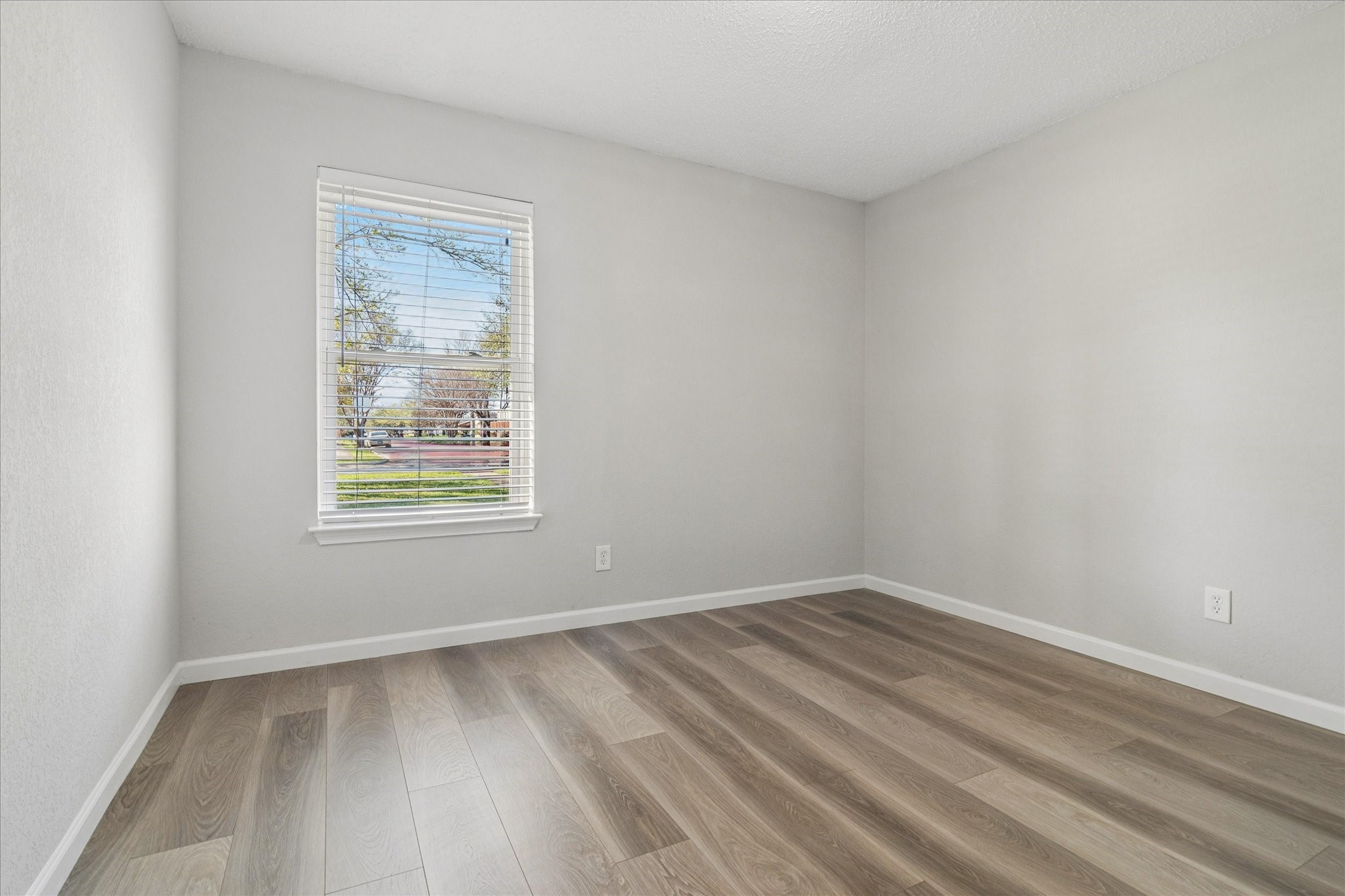 219 Running Brook Lane Mesquite TX 75149
