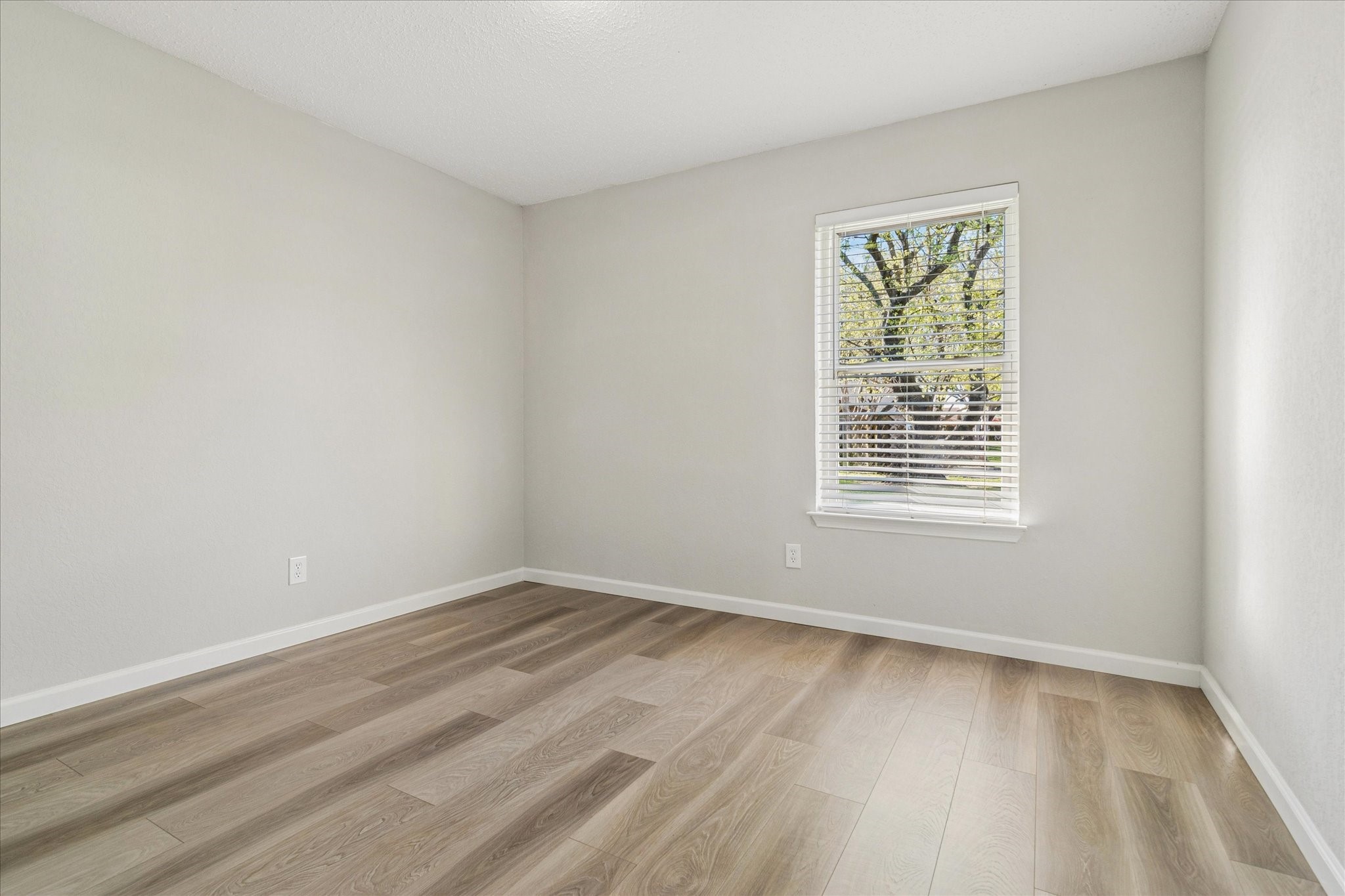 219 Running Brook Lane Mesquite TX 75149