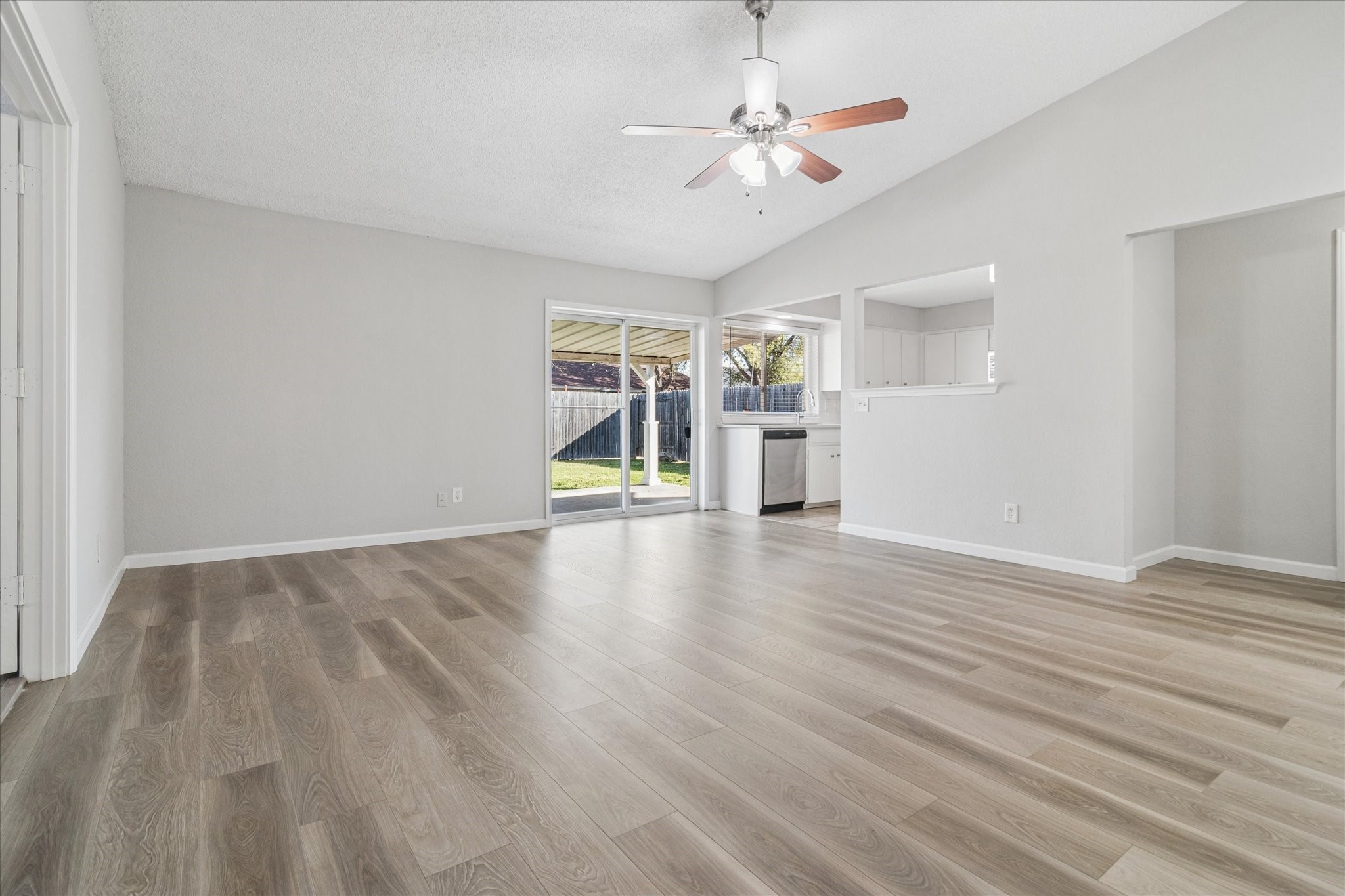 219 Running Brook Lane Mesquite TX 75149