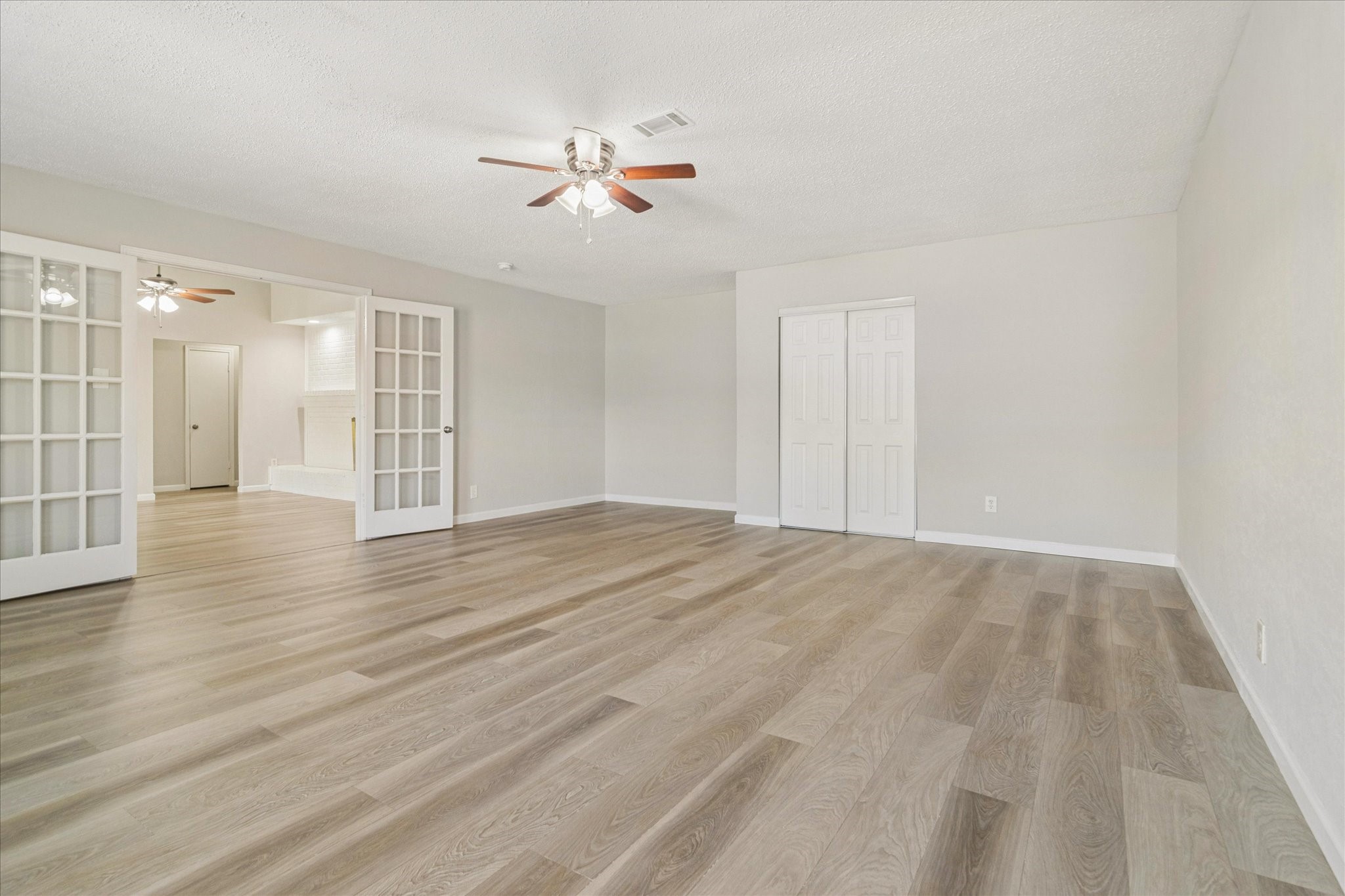 219 Running Brook Lane Mesquite TX 75149