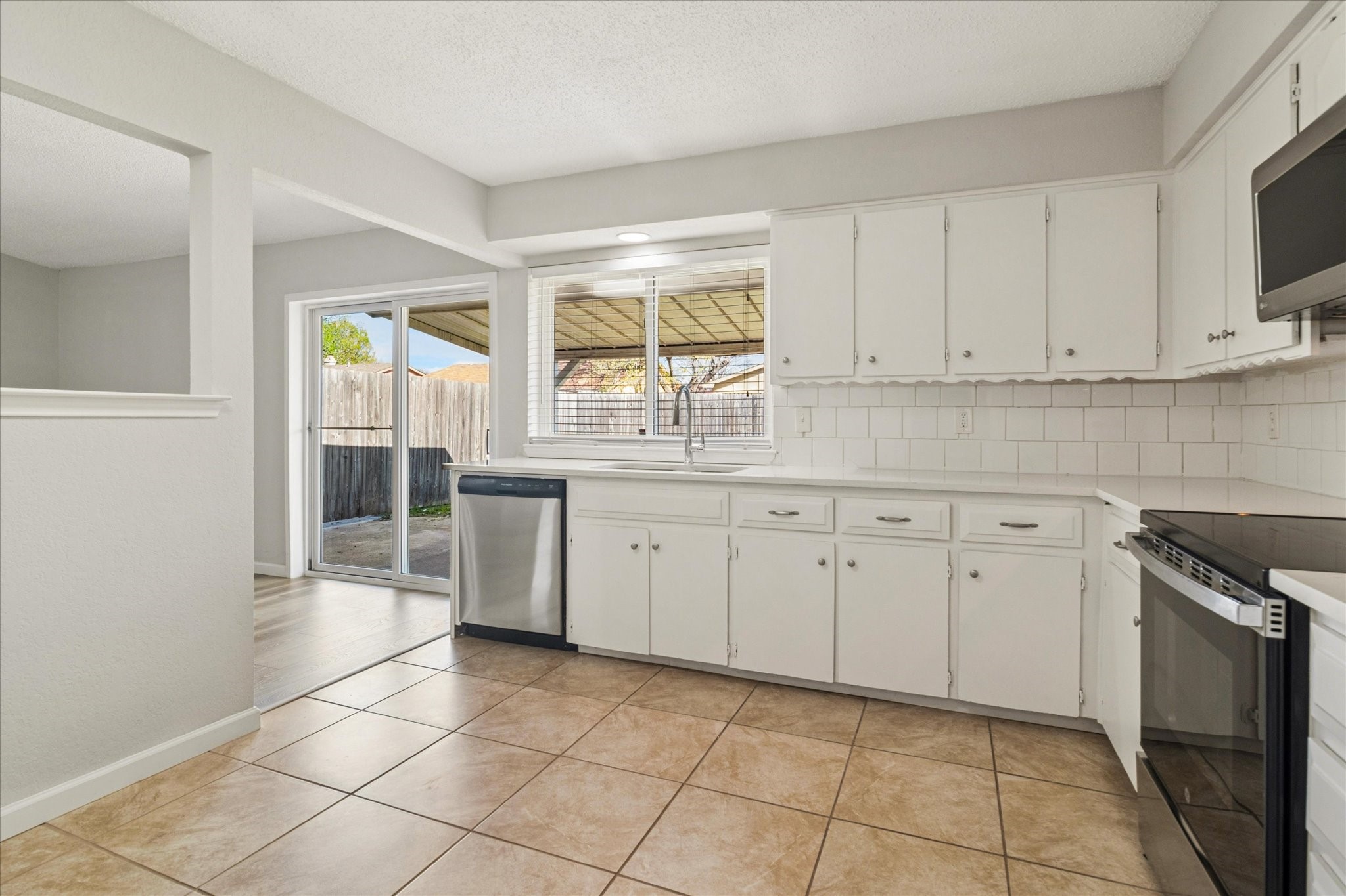 219 Running Brook Lane Mesquite TX 75149