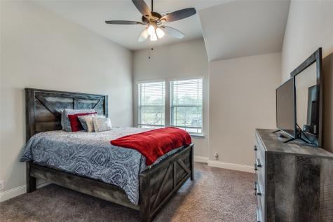 1003 Creekhaven Lane Mansfield TX 76063