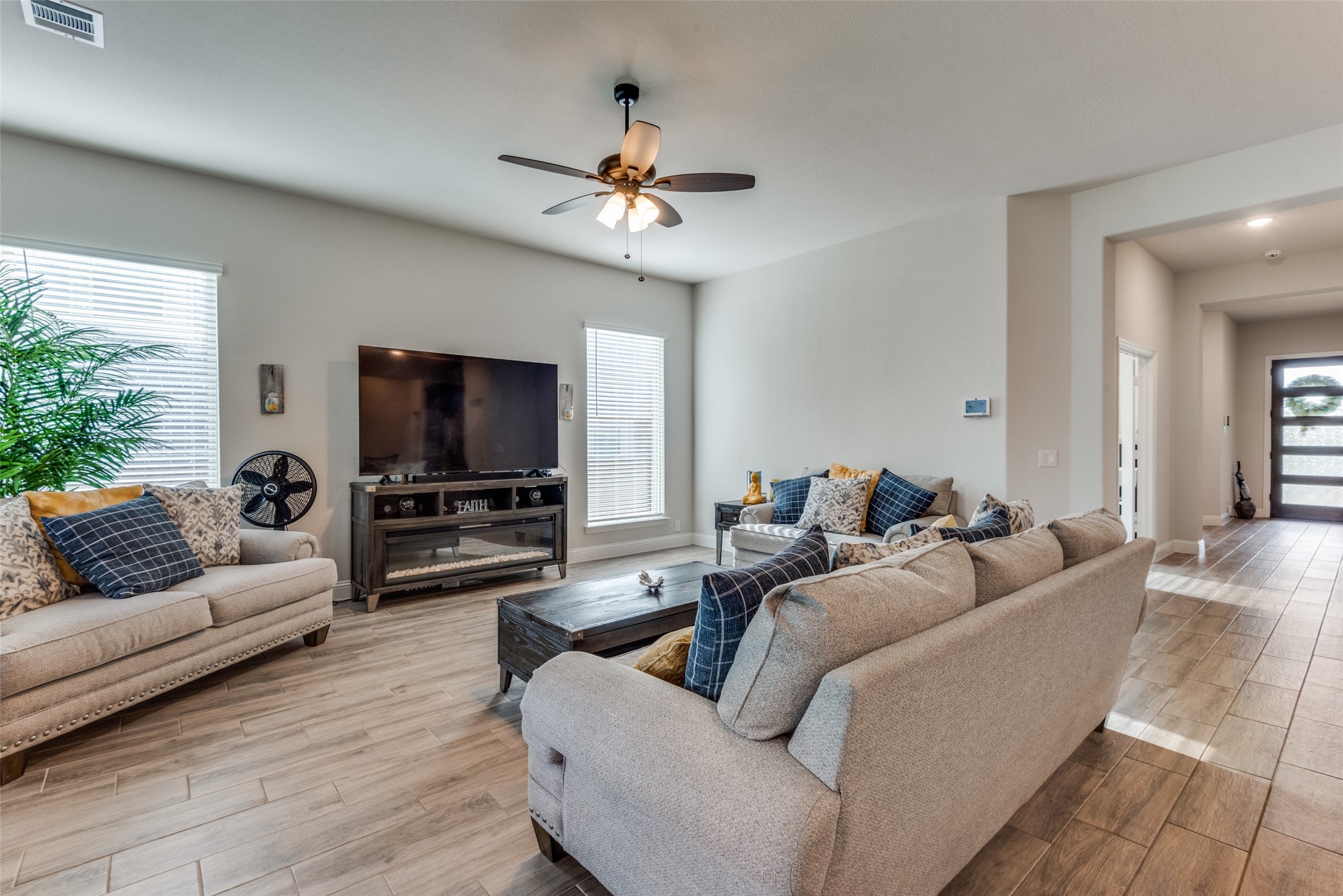 1003 Creekhaven Lane Mansfield TX 76063