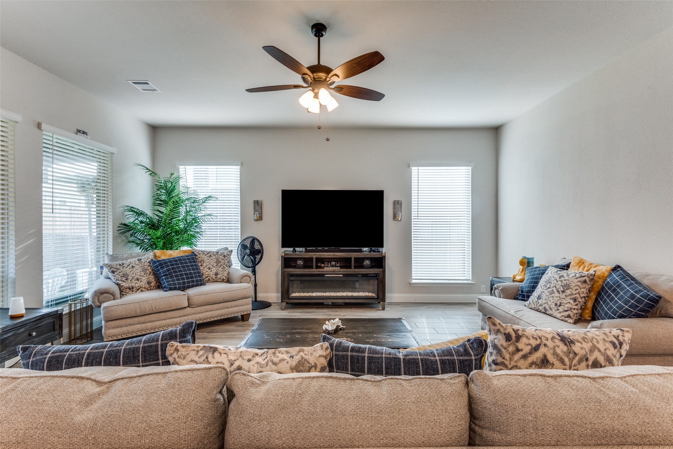 1003 Creekhaven Lane Mansfield TX 76063