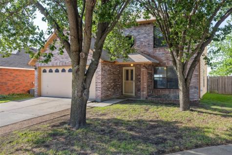 10129 Chapel Hill Court Fort Worth TX 76116