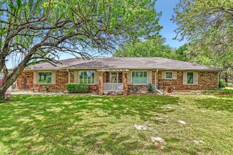 49 E Fox Creek Lane Whitesboro TX 76273