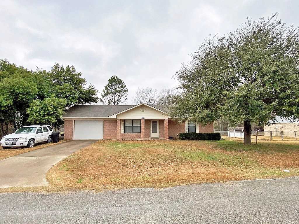 6008 Peninsula Circle Athens TX 75752