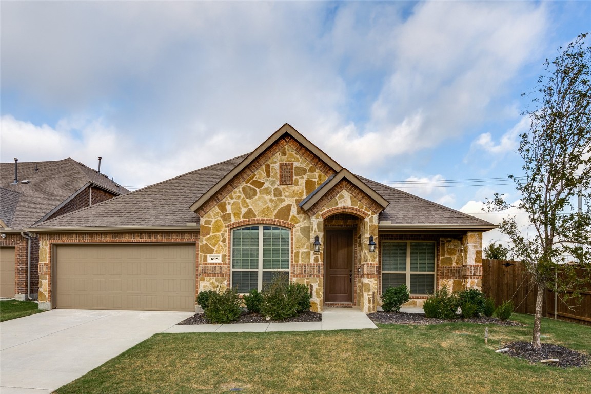 608 Amos Court Mckinney TX 75072