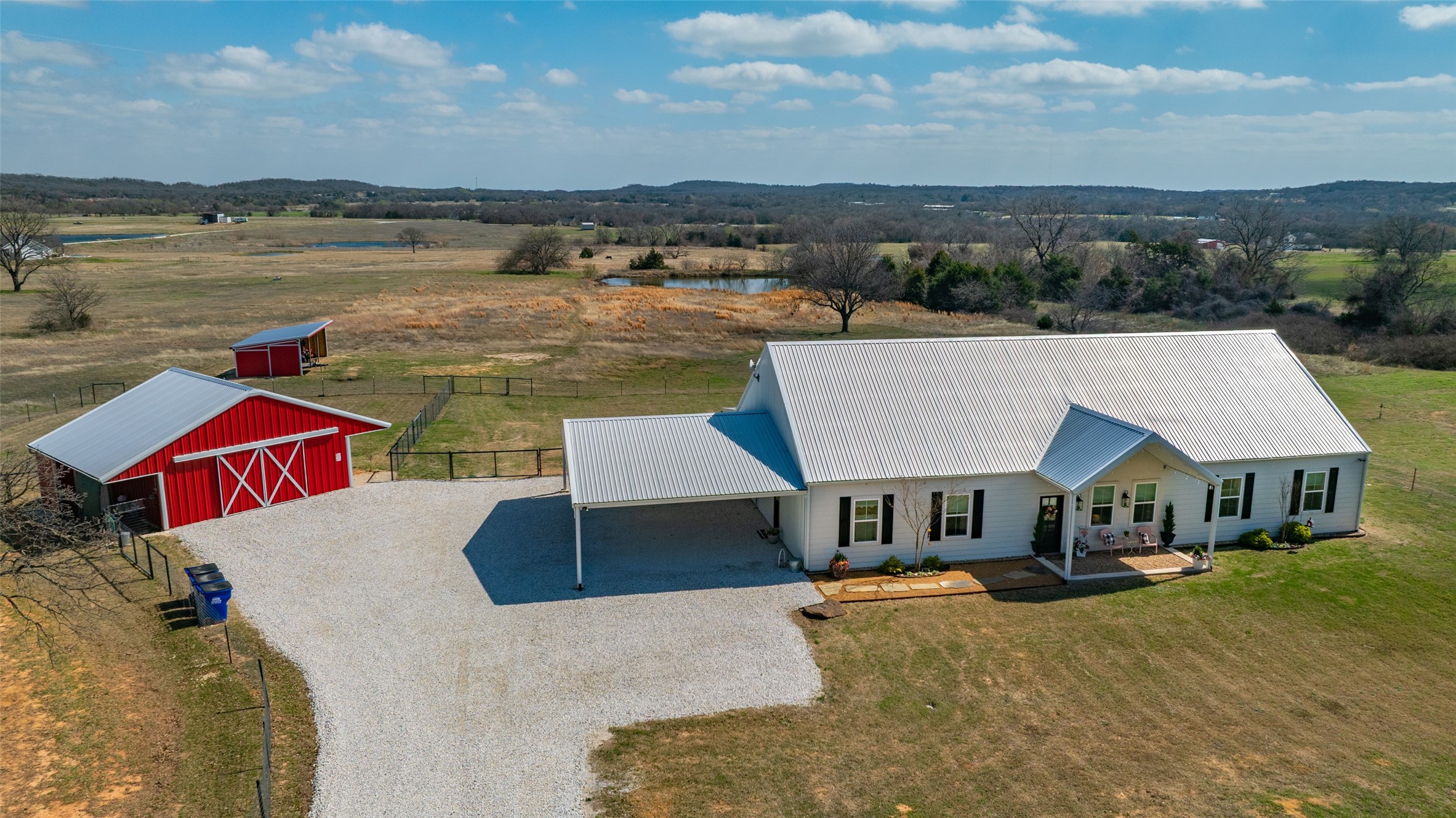 646 County Road 2121 Gainesville TX 76240