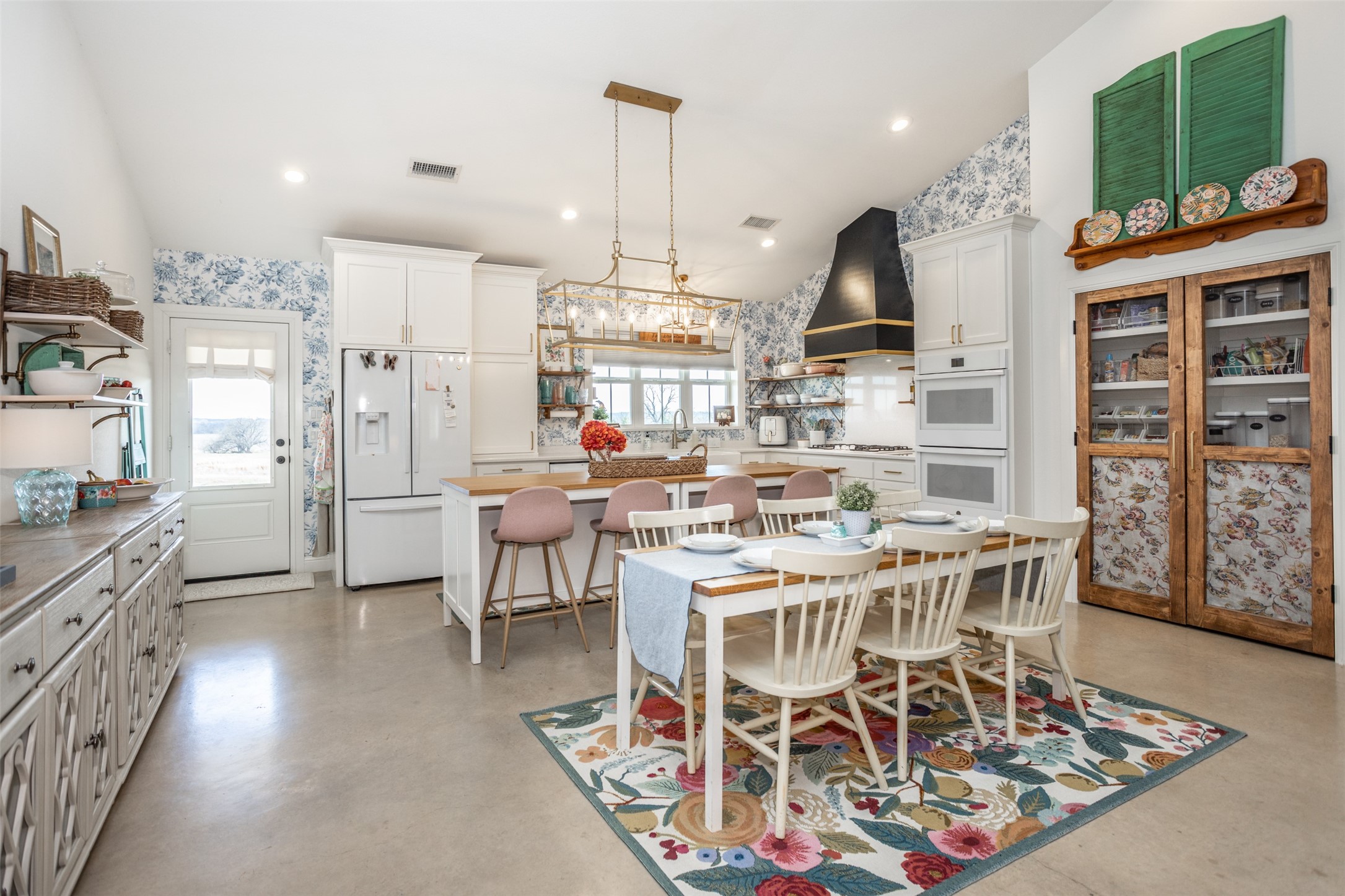646 County Road 2121 Gainesville TX 76240