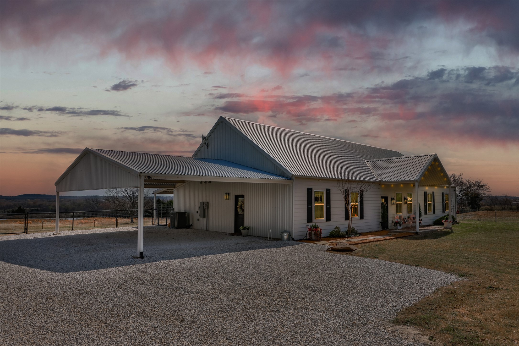 646 County Road 2121 Gainesville TX 76240