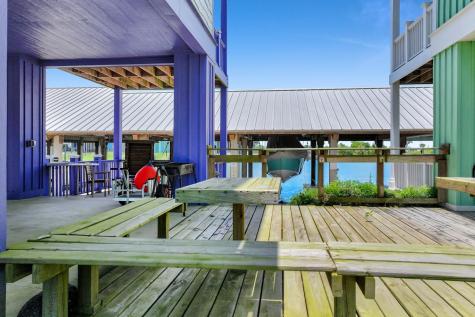 2207 Nelson Avenue Port Bolivar TX 77650