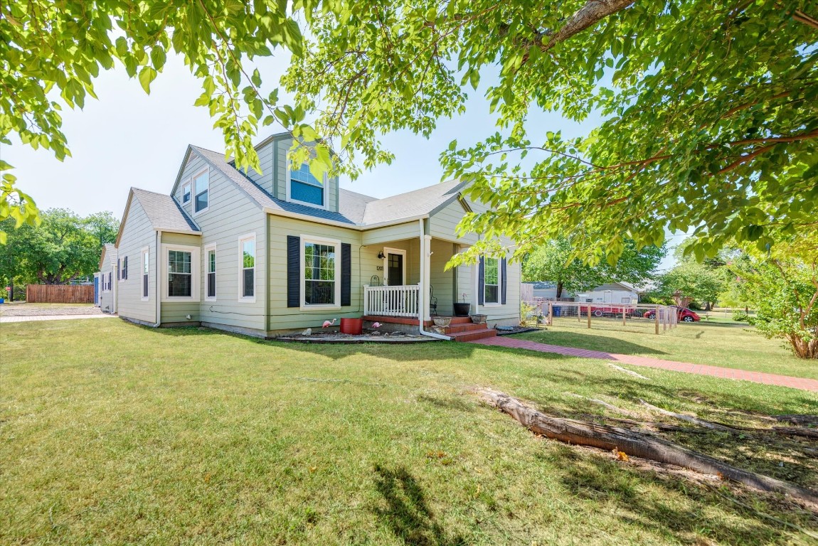 1201 S Hatcher Street Decatur TX 76234