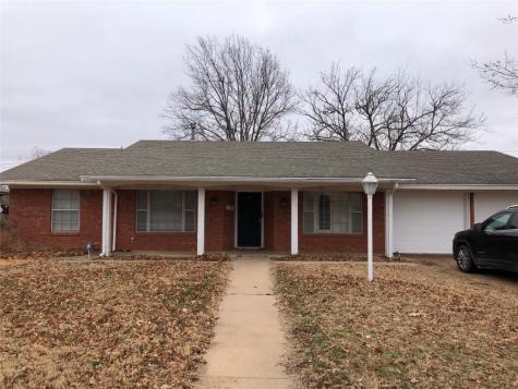 913 Rolling Hills Drive S Graham TX 76450