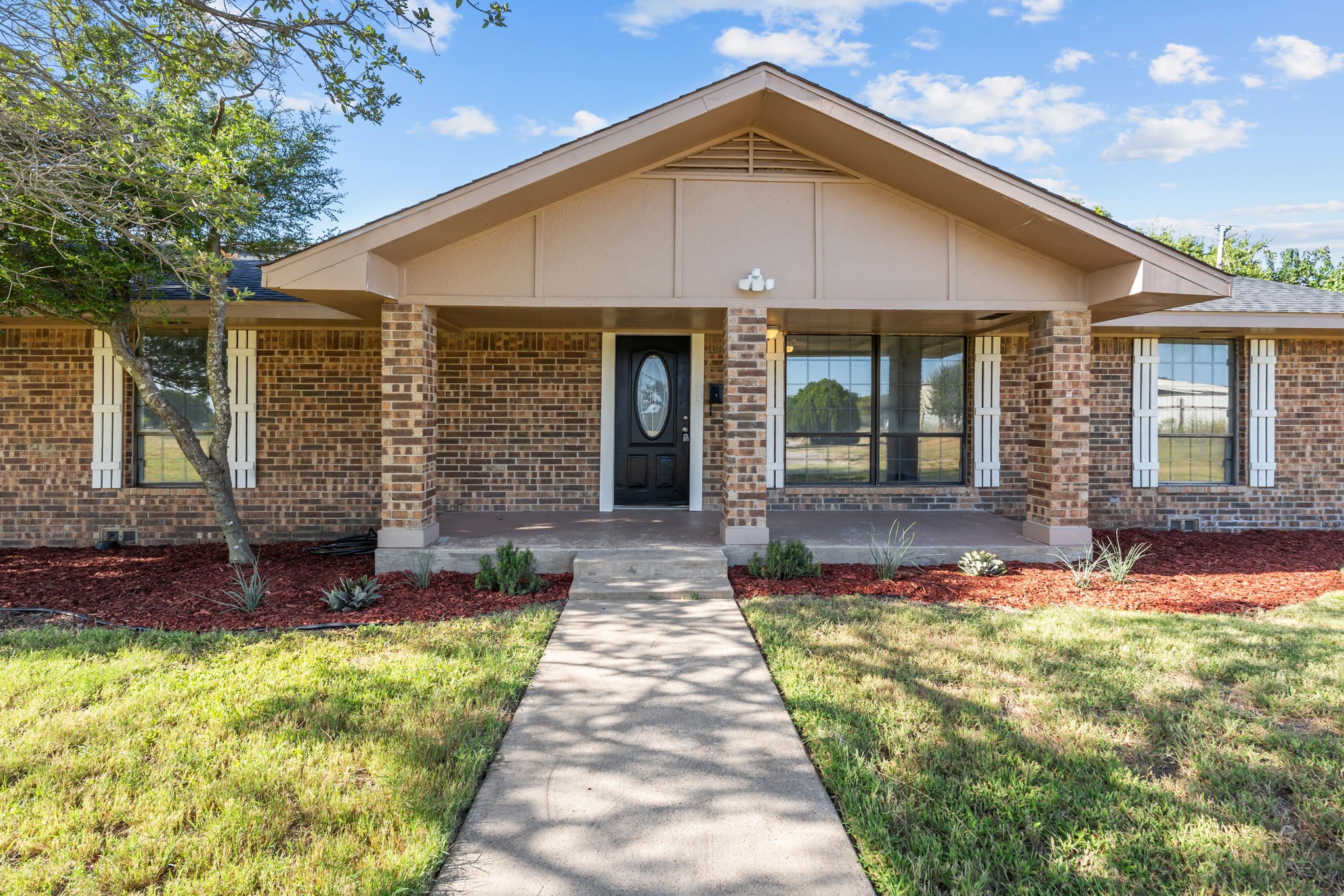 150 Sandlin Court Springtown TX 76082