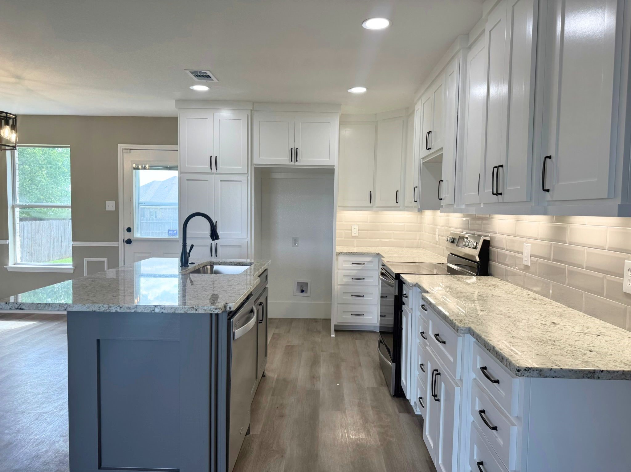 3000 Meandering Way Granbury TX 76049