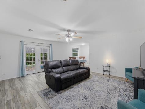 5025 Wyoming Trail North Richland Hills TX 76180