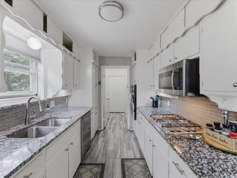 5025 Wyoming Trail North Richland Hills TX 76180