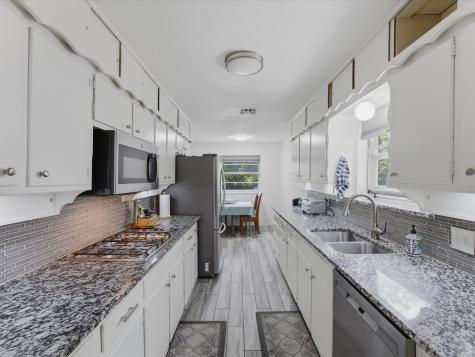 5025 Wyoming Trail North Richland Hills TX 76180