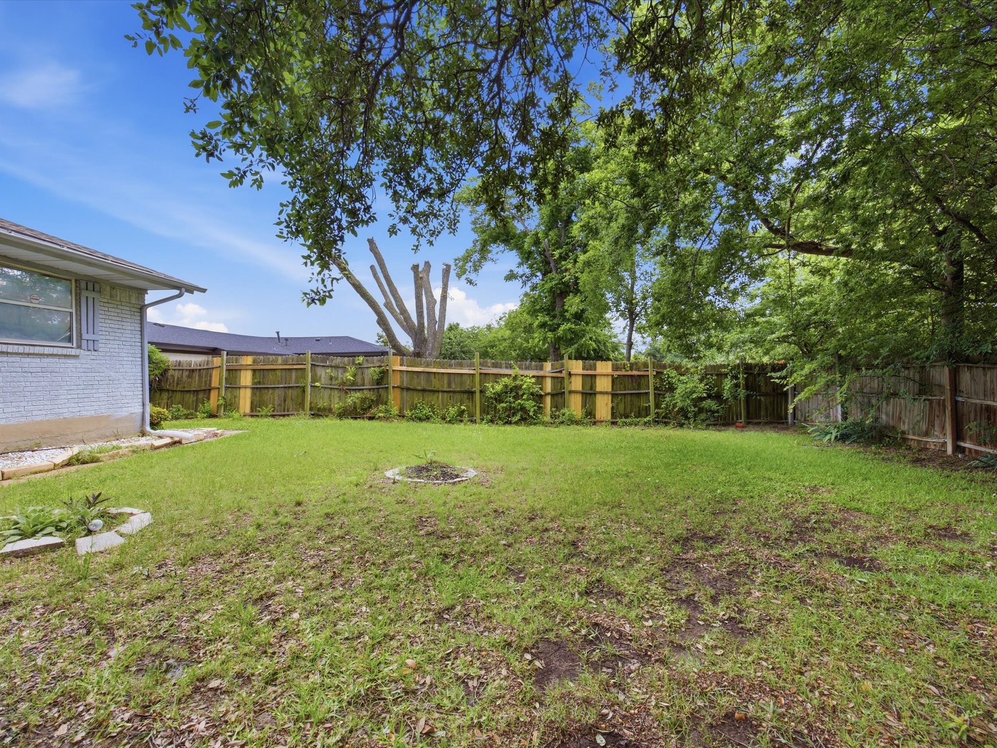5025 Wyoming Trail North Richland Hills TX 76180