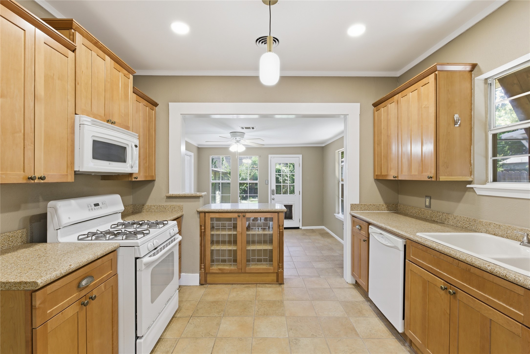 4607 Collinwood Avenue Fort Worth TX 76107