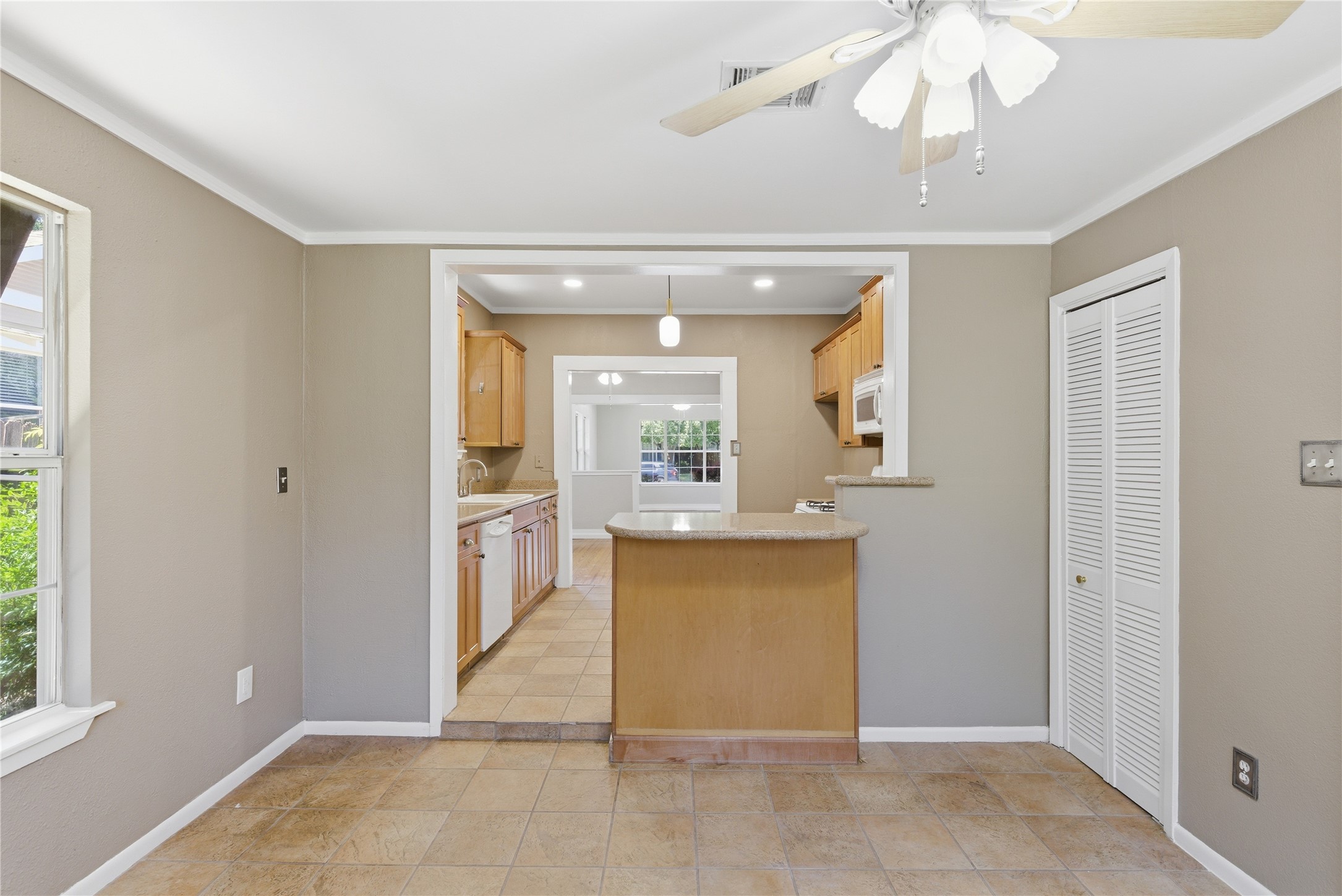 4607 Collinwood Avenue Fort Worth TX 76107