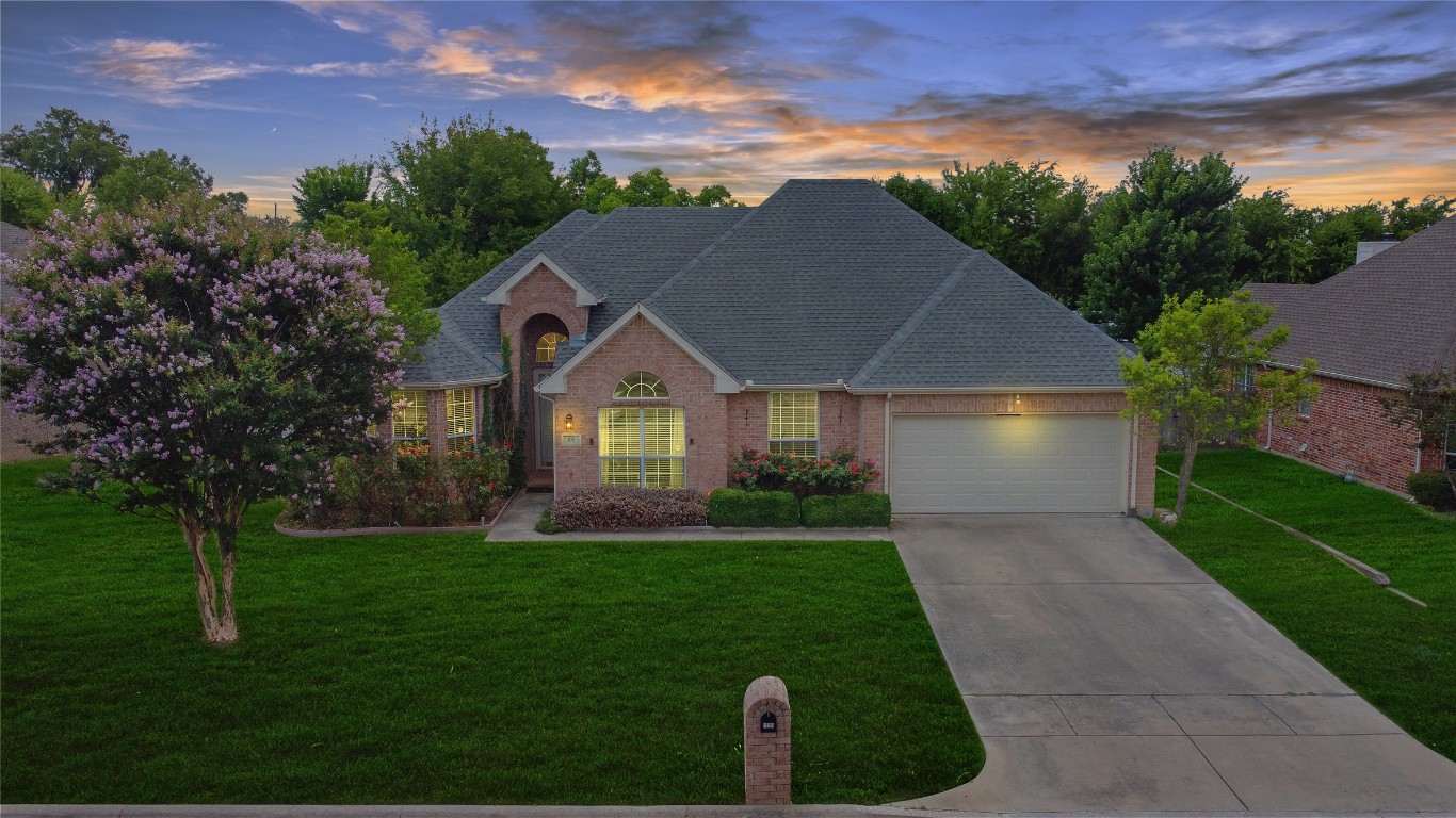 105 Ridge View Court Decatur TX 76234