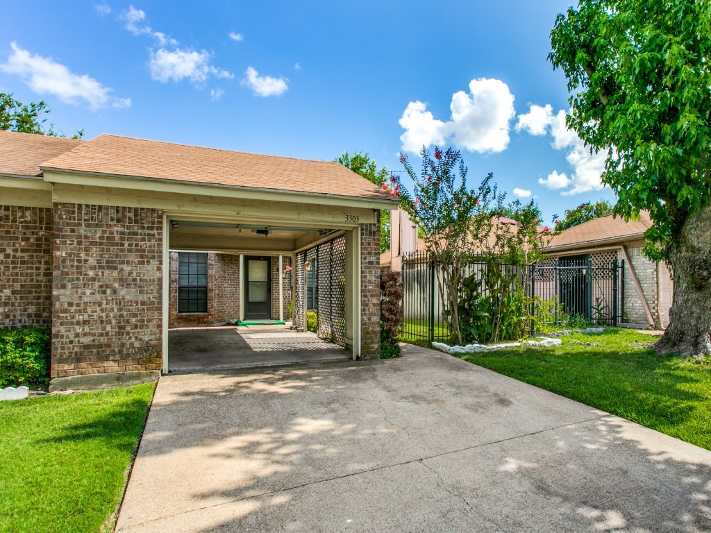 3303 Green Ridge Street Fort Worth TX 76133