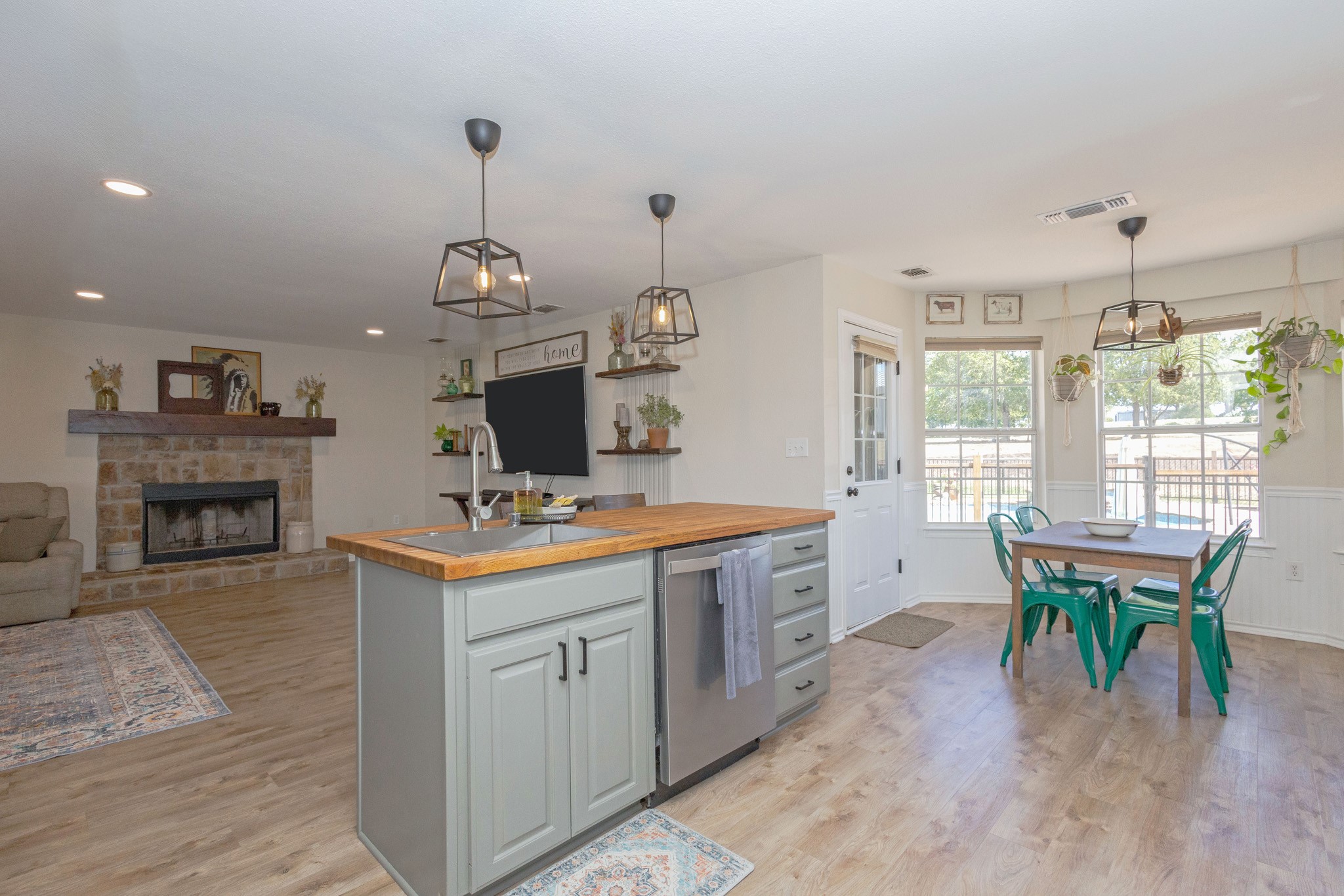 13508 Deussen Road Ponder TX 76259