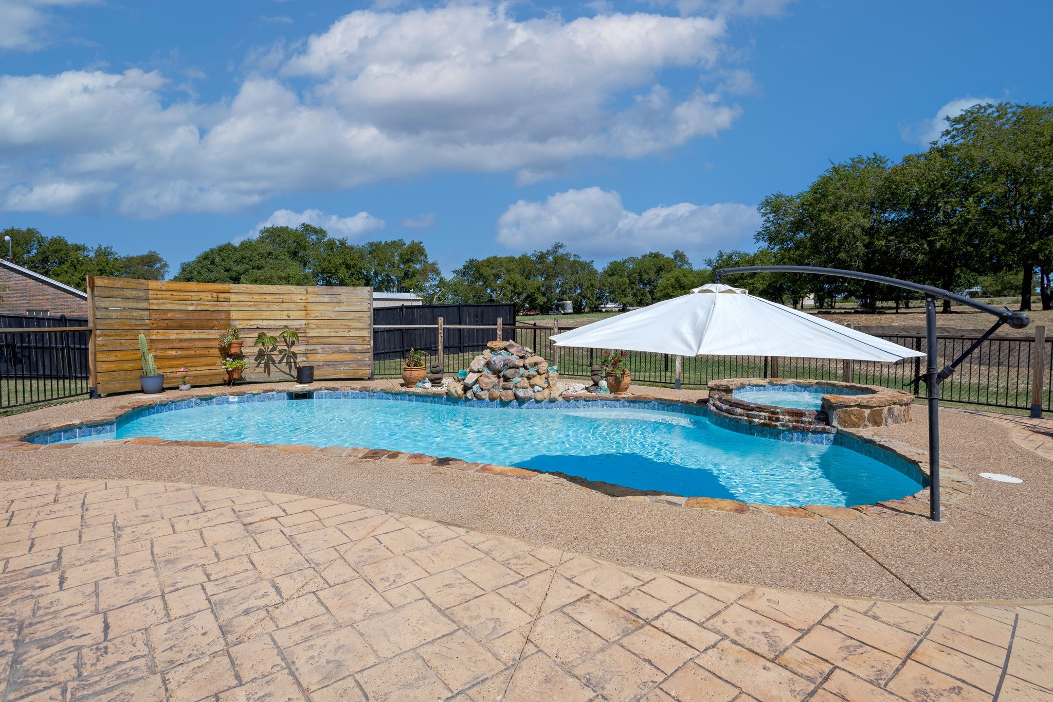 13508 Deussen Road Ponder TX 76259
