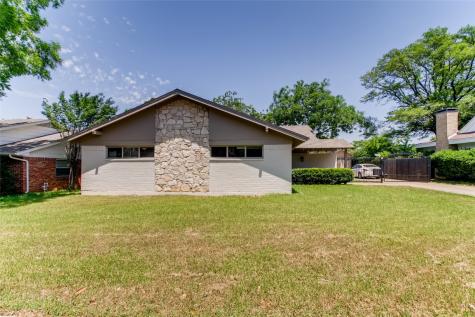 1715 Park Hill Drive Arlington TX 76012