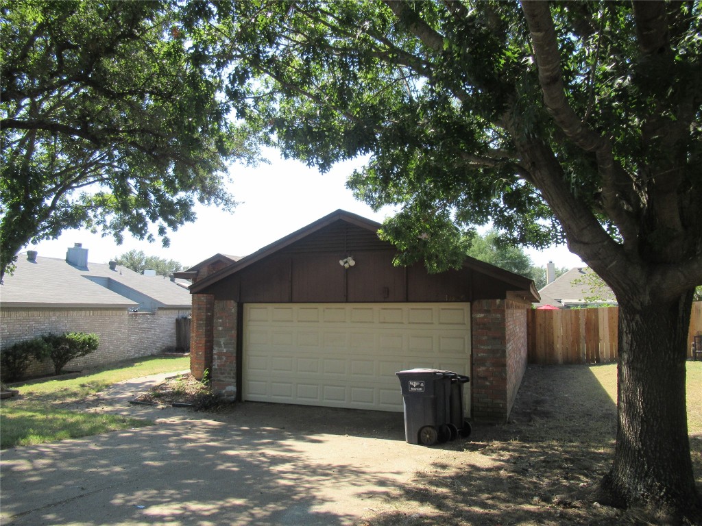 10307 Stoney Bridge Court Fort Worth TX 76108