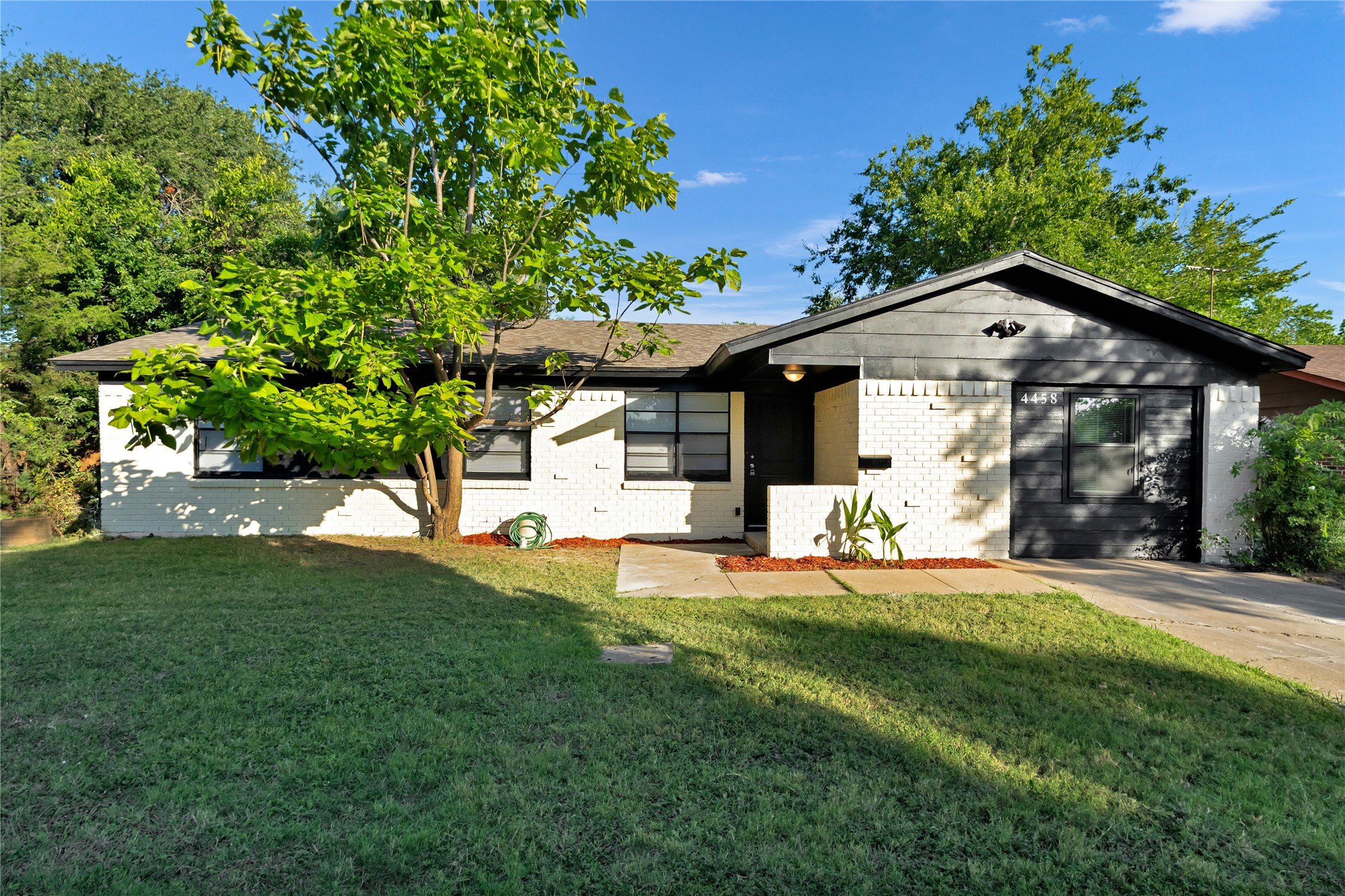 4458 Burke Road Fort Worth TX 76119