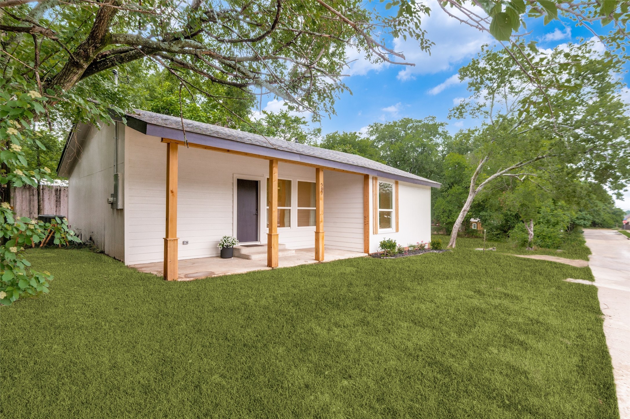 507 N 3rd Street Midlothian TX 76065