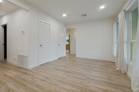 507 N 3rd Street Midlothian TX 76065