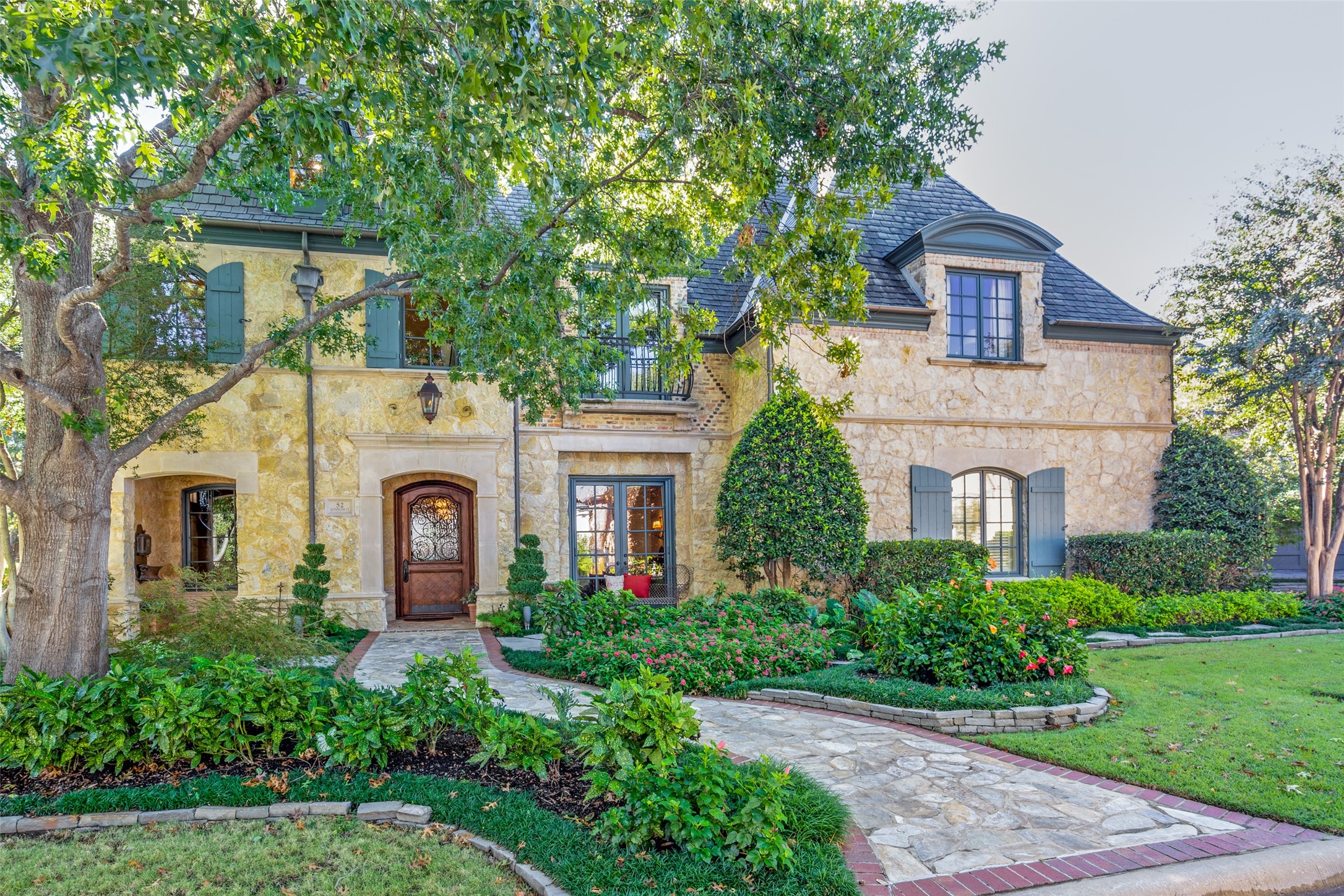 52 Kennington Court Dallas TX 75248