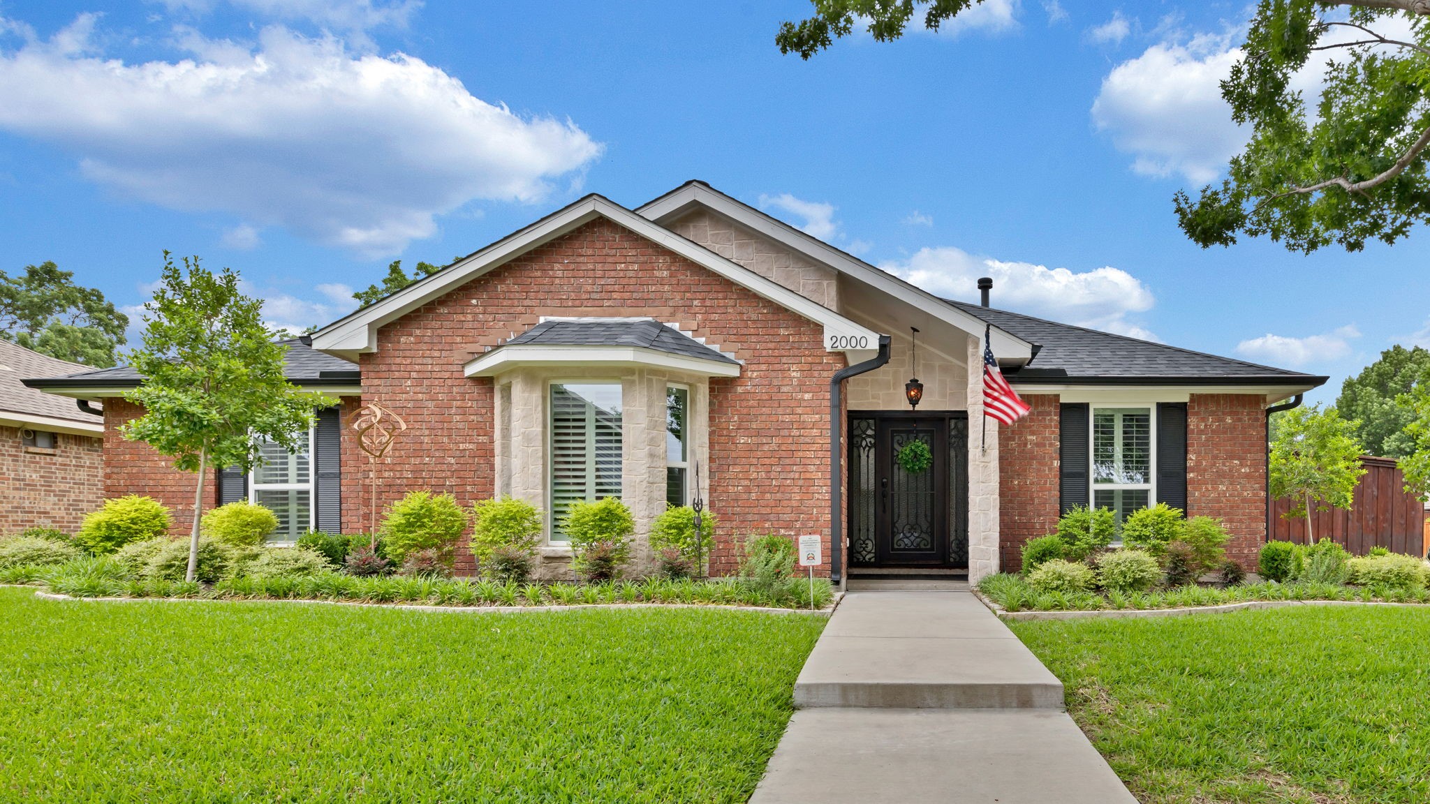 2000 Lavaca Carrollton TX 75010