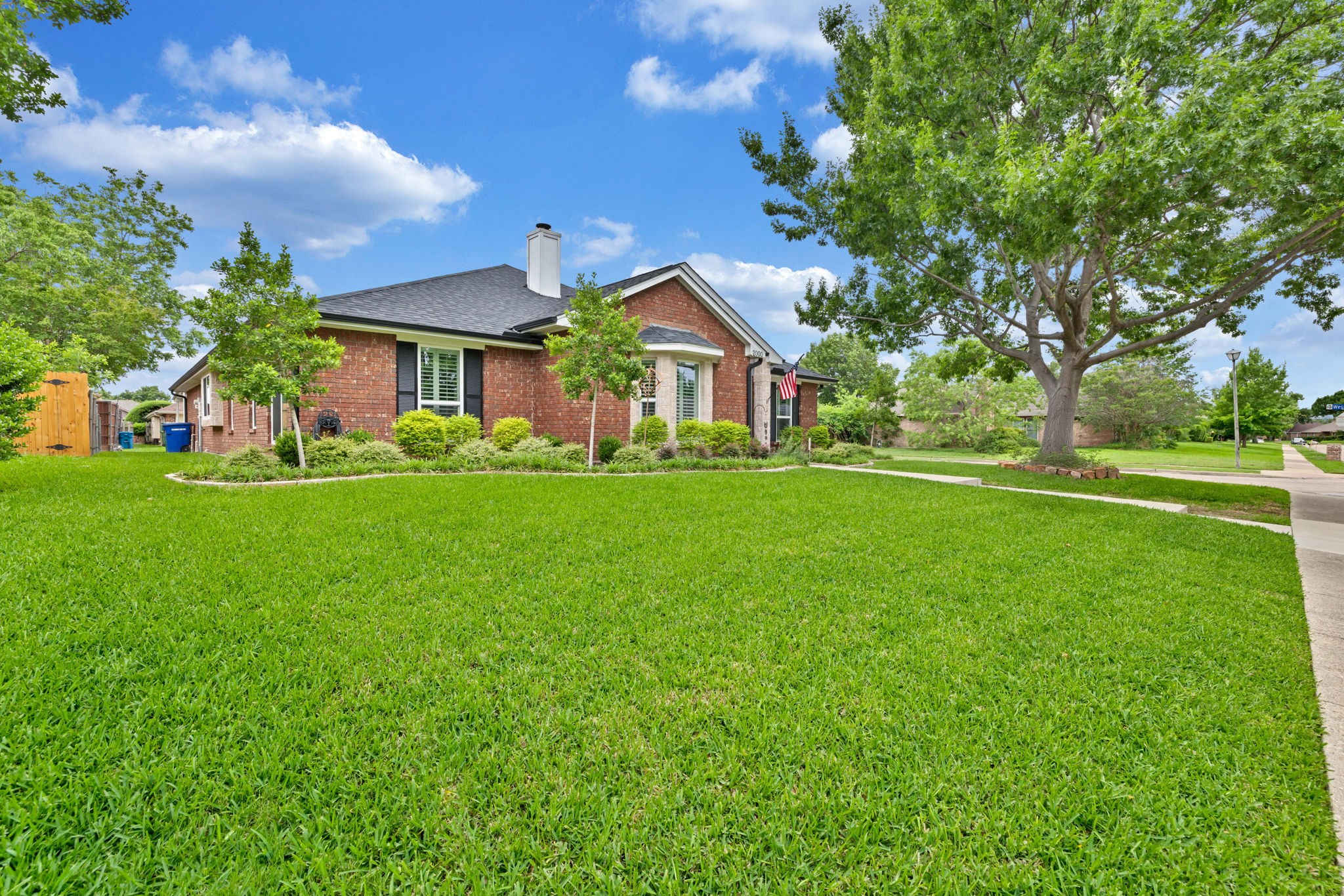 2000 Lavaca Carrollton TX 75010