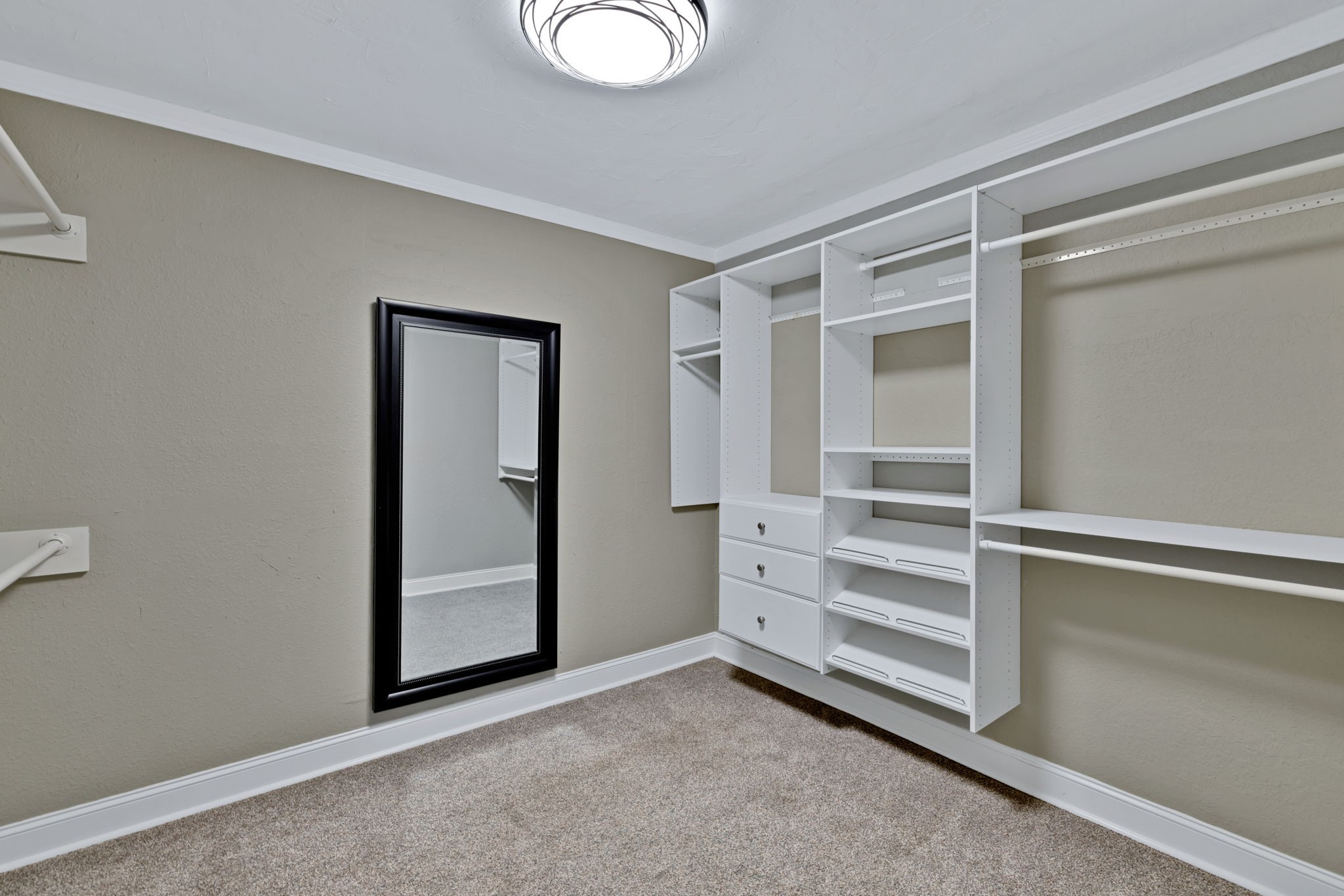 2000 Lavaca Carrollton TX 75010
