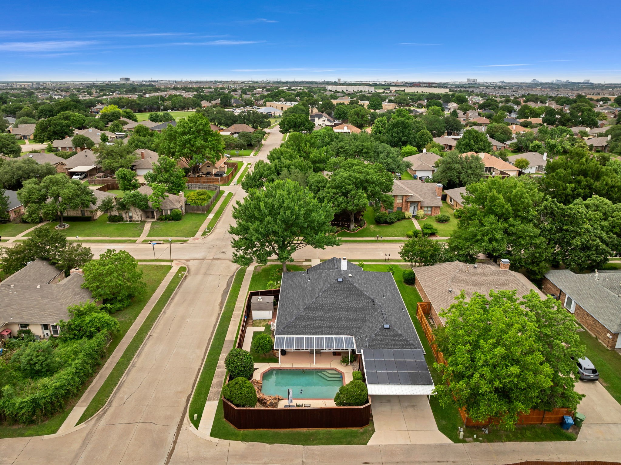 2000 Lavaca Carrollton TX 75010